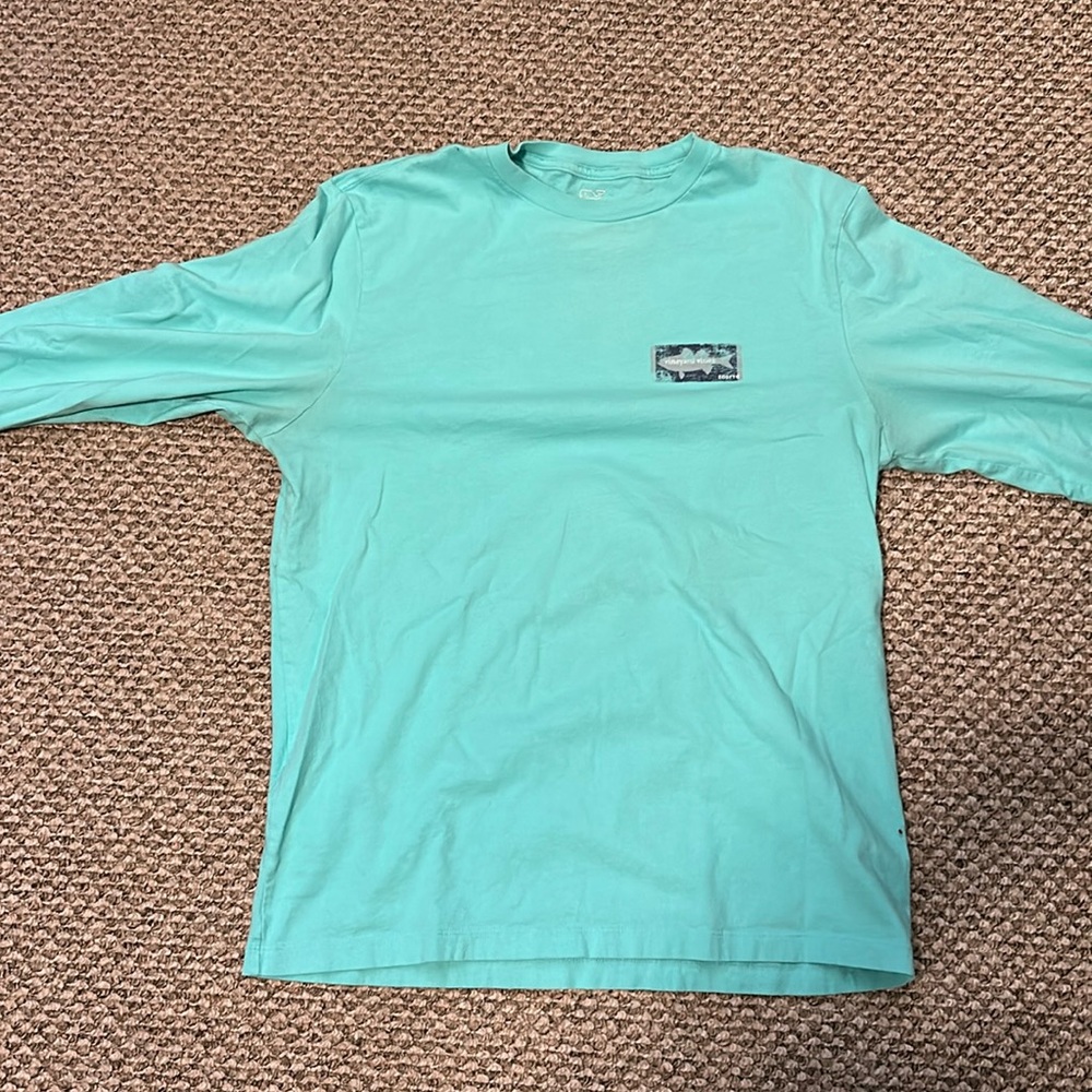 Vineyard Vines 100% cotton Size Small long sleeve t-shirt